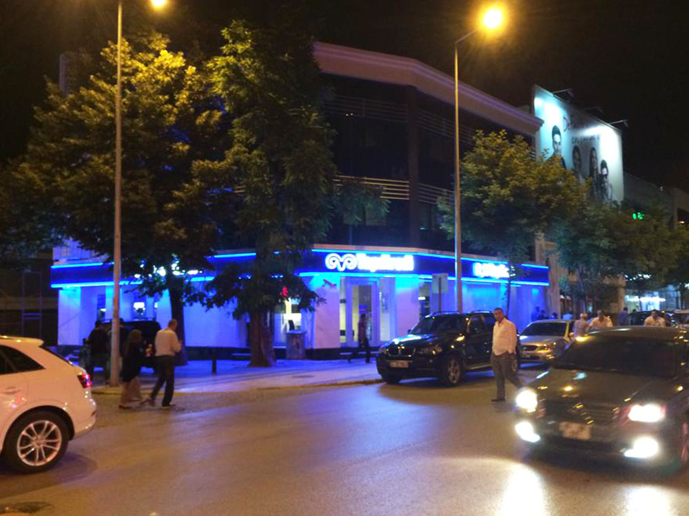 Yapı Kredi Binası